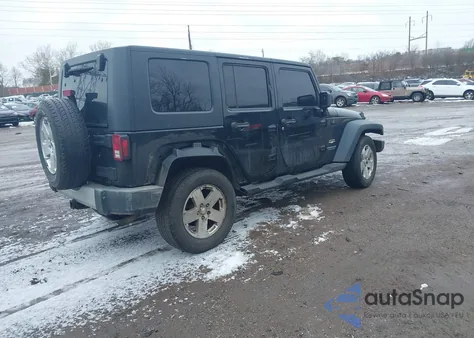 2008 Jeep Wrangler Unlimited Sahara из США, поврежденный, VIN 1J4GA59188L633886